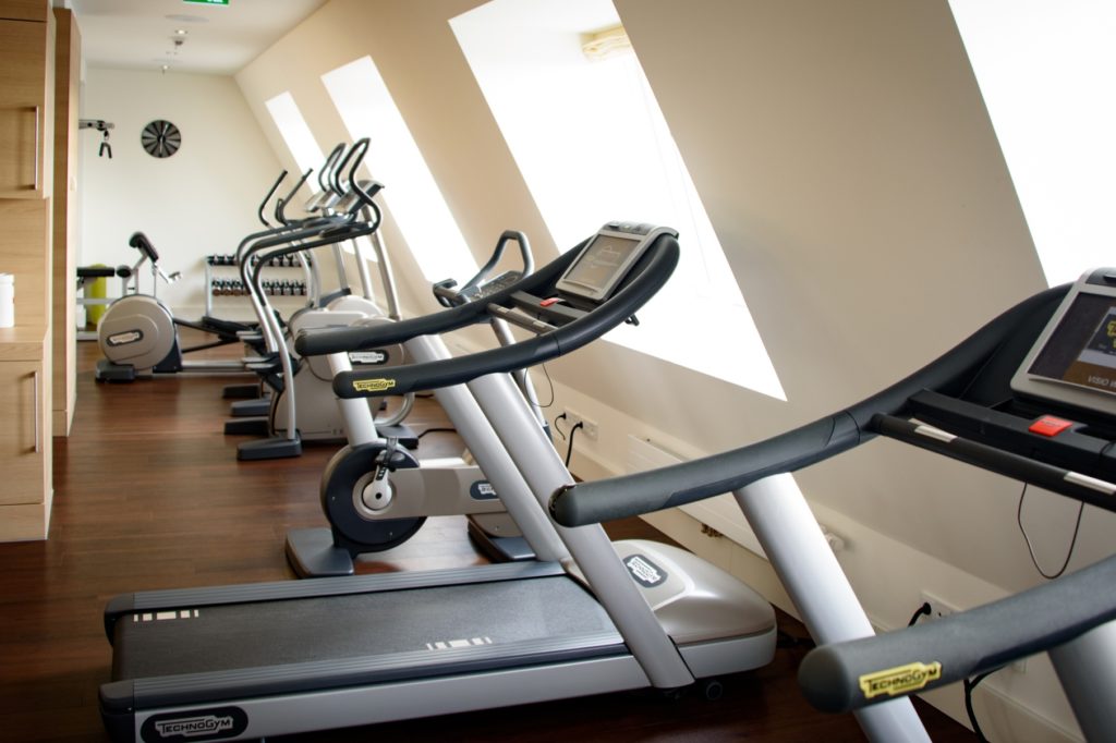 Hotel am Steinplatz, Where to Stay in Berlin: The gym upstairs