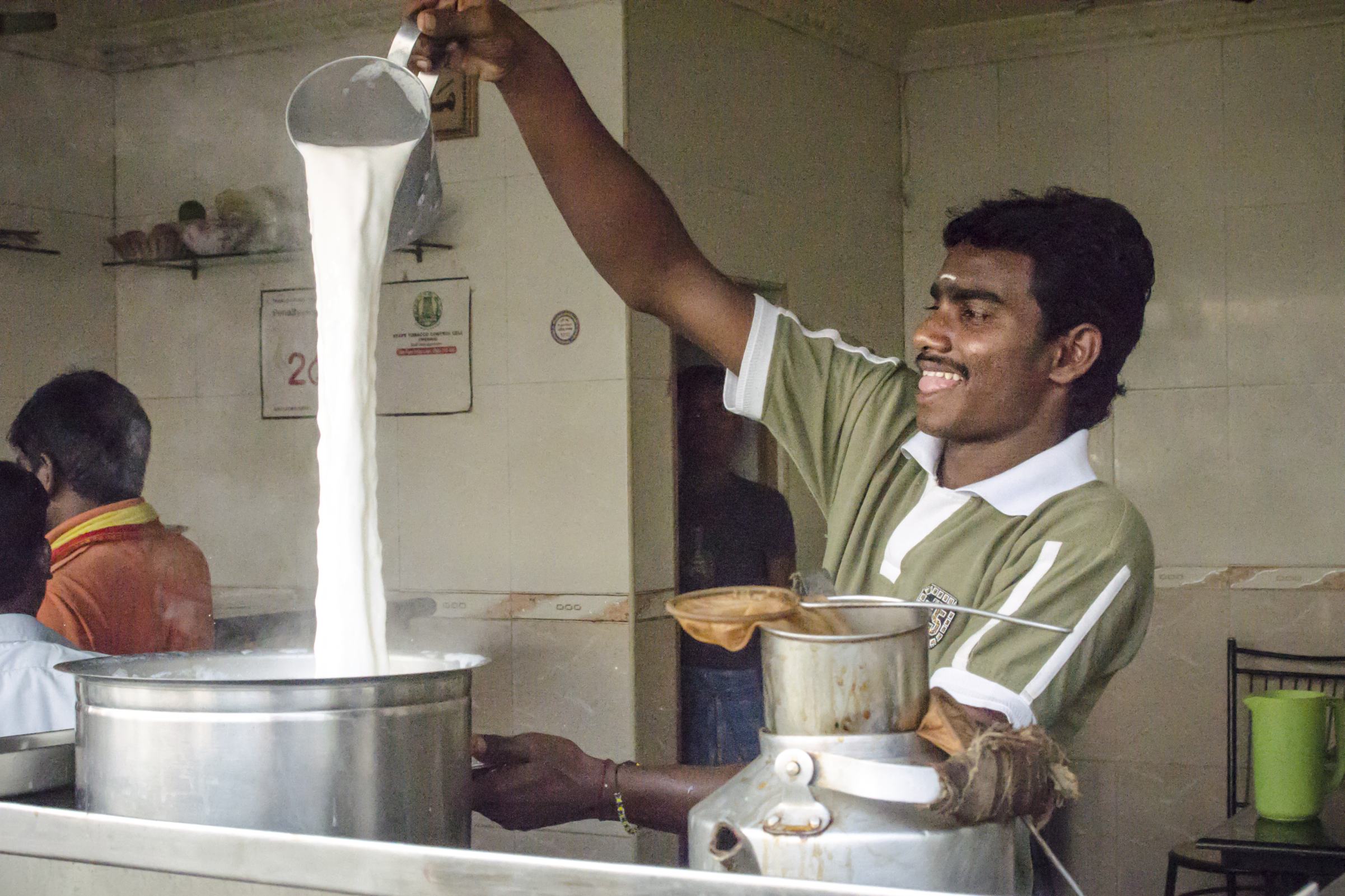 Things to do in Chennai: Hot milk for pulled tea and pulled sock coffee in Chennai