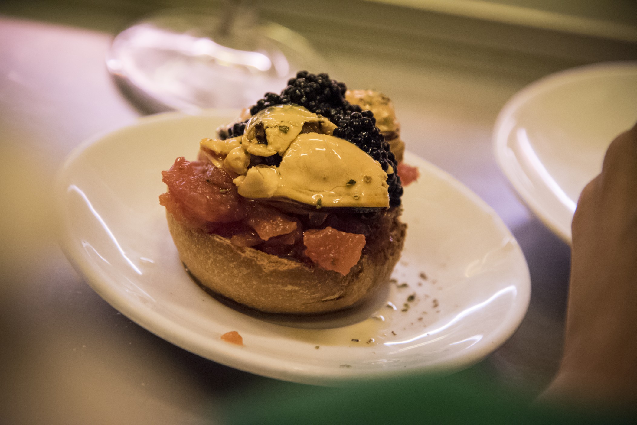 Tapas à Barcelone - Quimet & Quimet: Caviar et moules