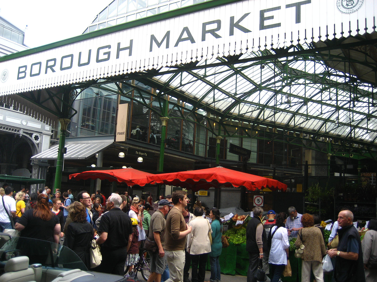 Vendors and stalls at the Borough Market