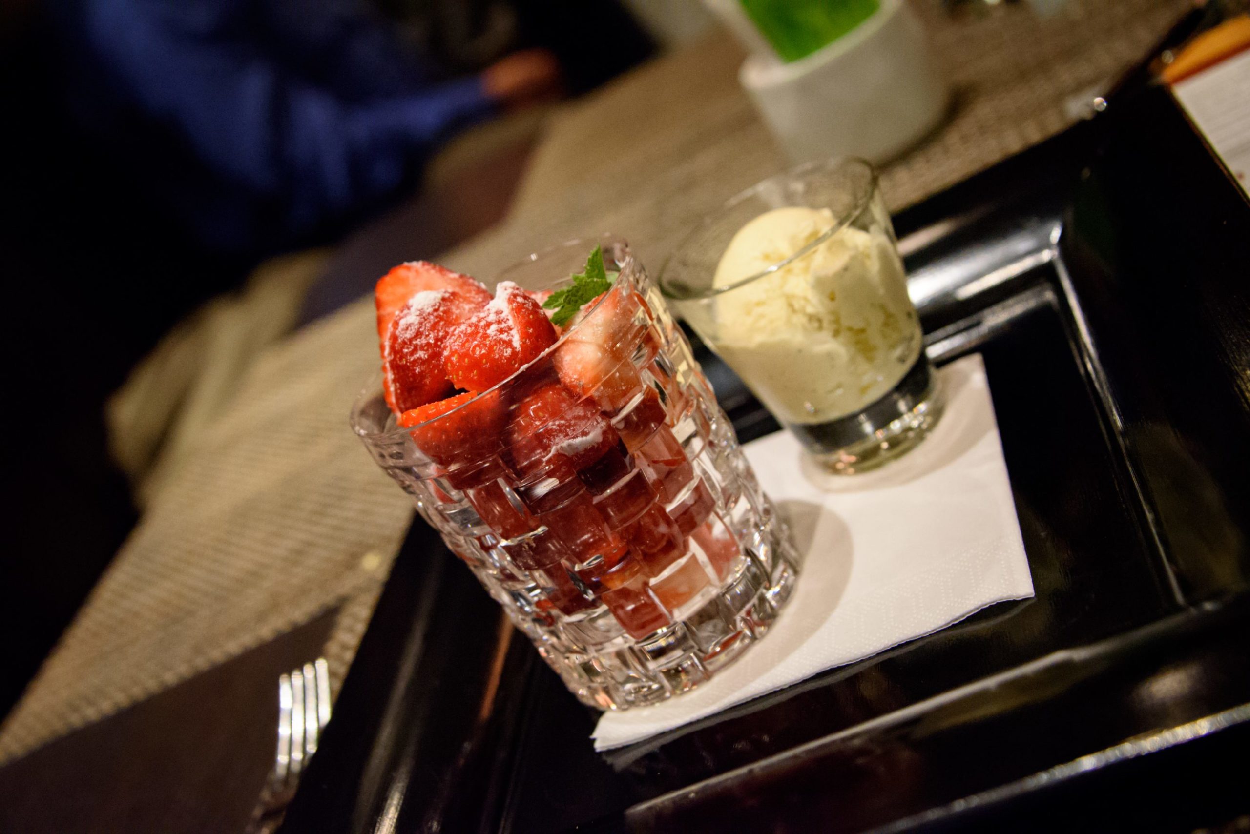 Midtown Grill: Fraises pour dessert
