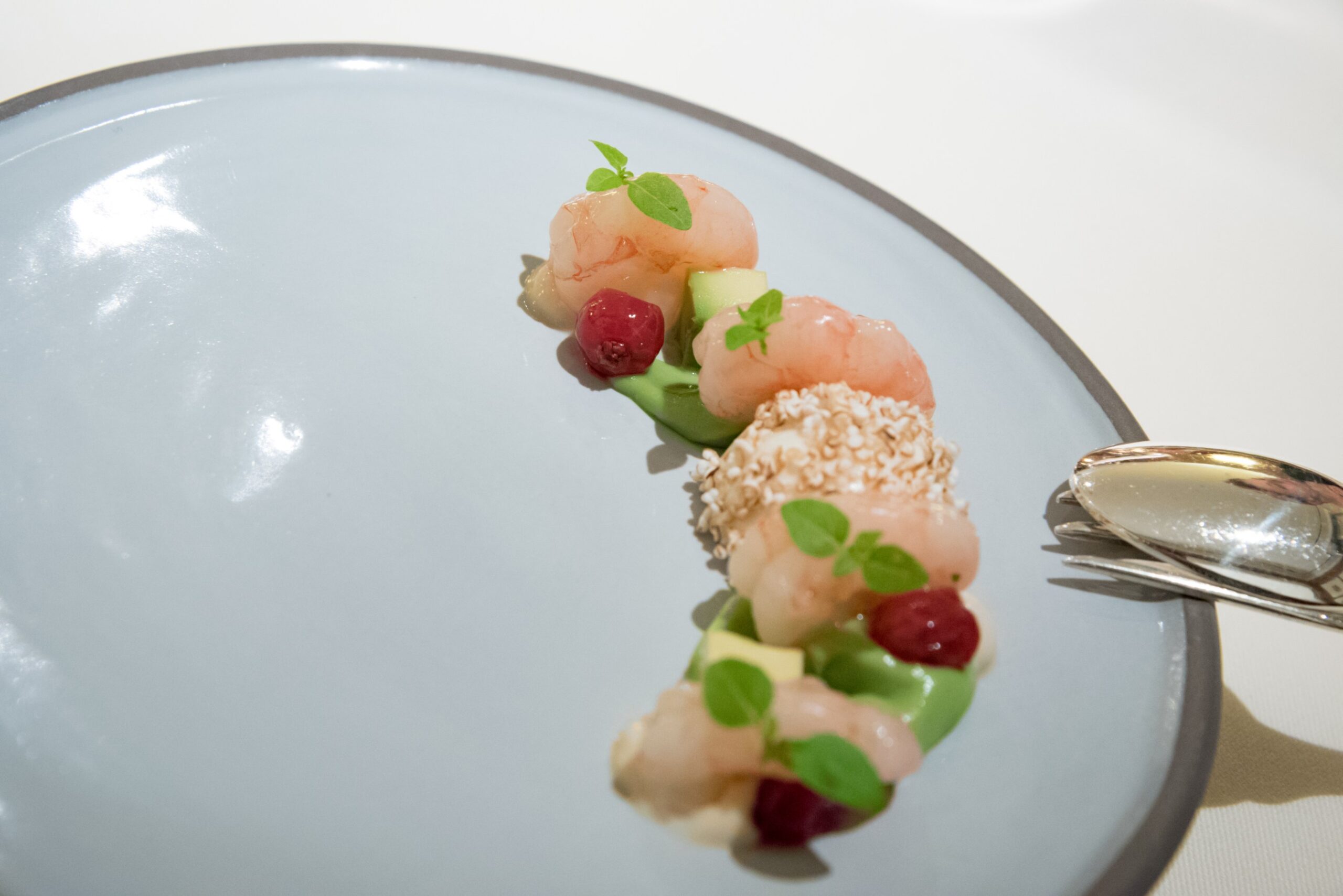 Dallmayr, restaurant à Munich: crevettes marinées, avocat, crème sure