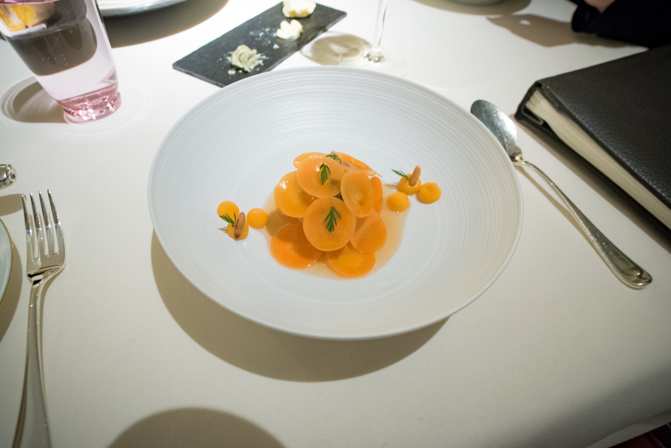 Dallmayr, restaurant à Munich: Coquille Saint-Jacques et carottes