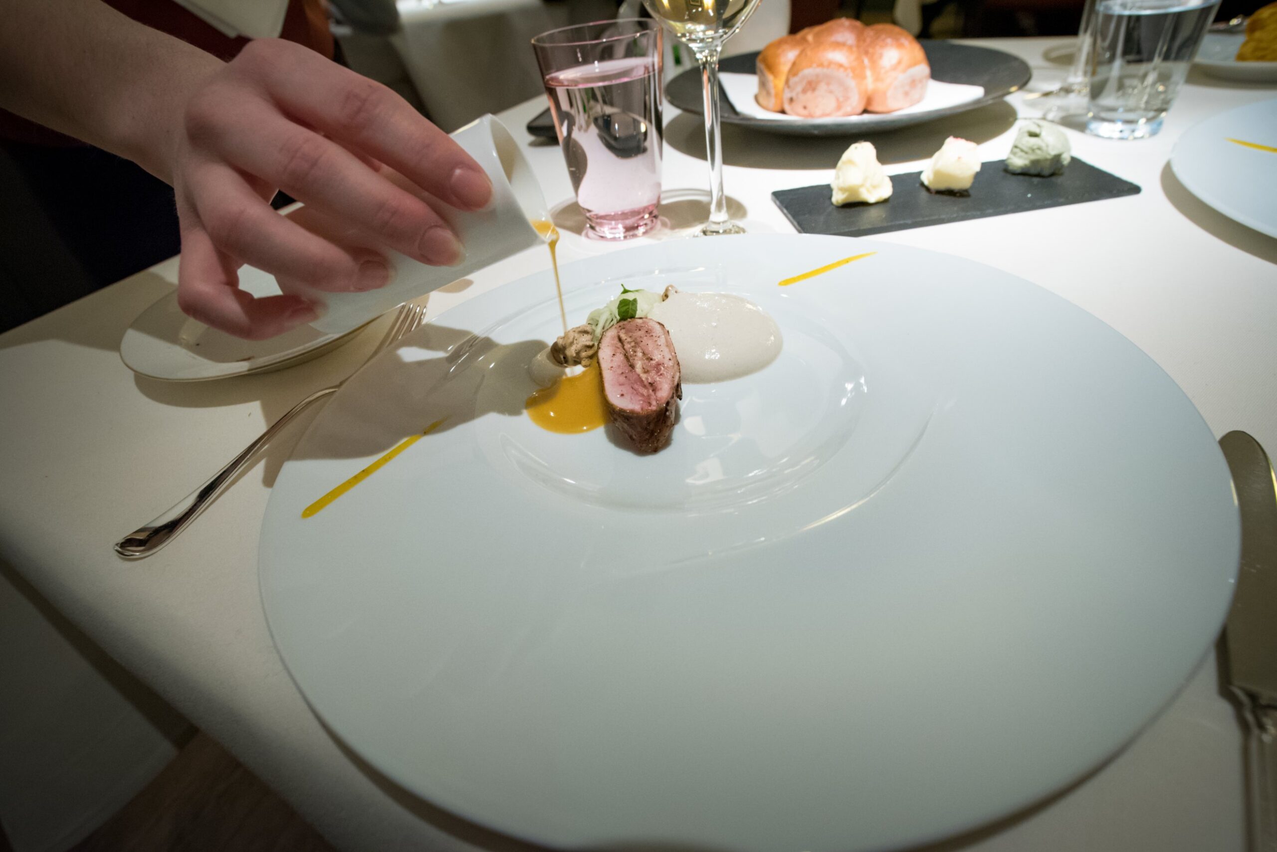 Dallmayr, restaurant à Munich: Poitrine de caille confite et farcie et sa vinaigrette