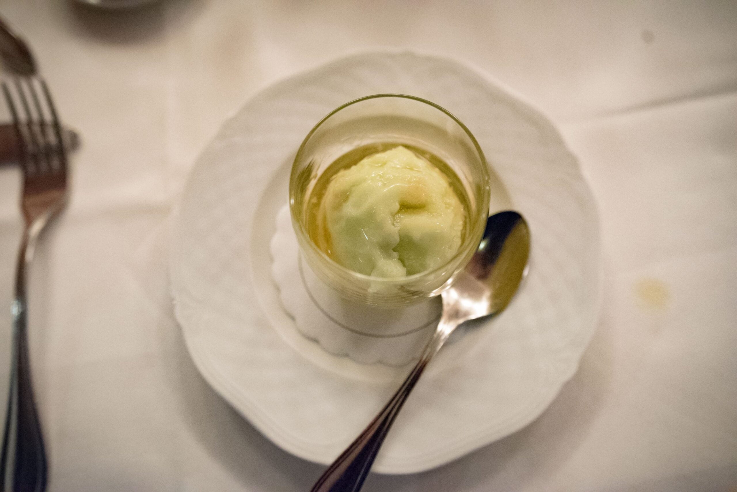Le Cézanne, restaurant français à Munich: Le Trou normand