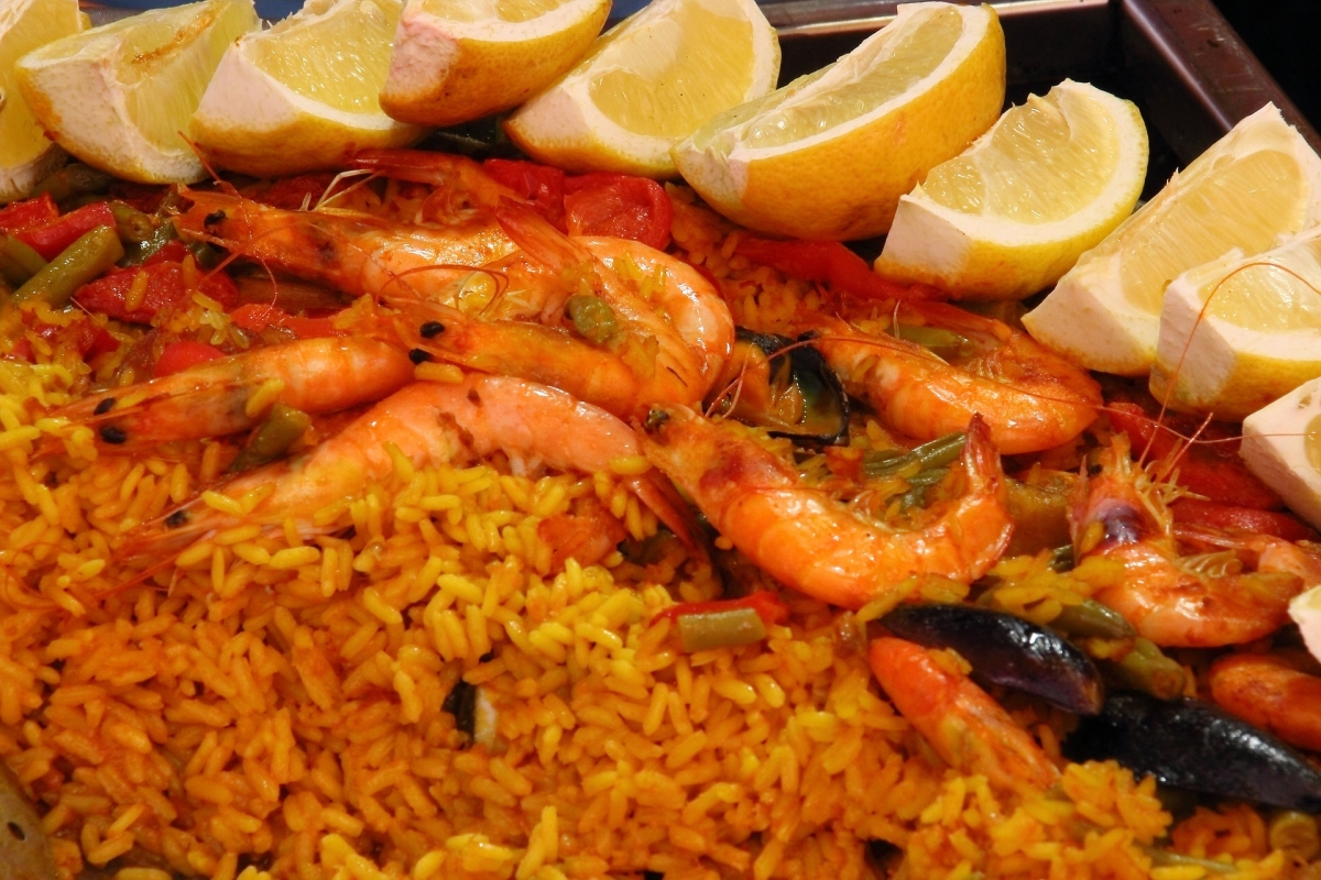 A pot of Arroz de Mariscos seafood rice in Lisbon