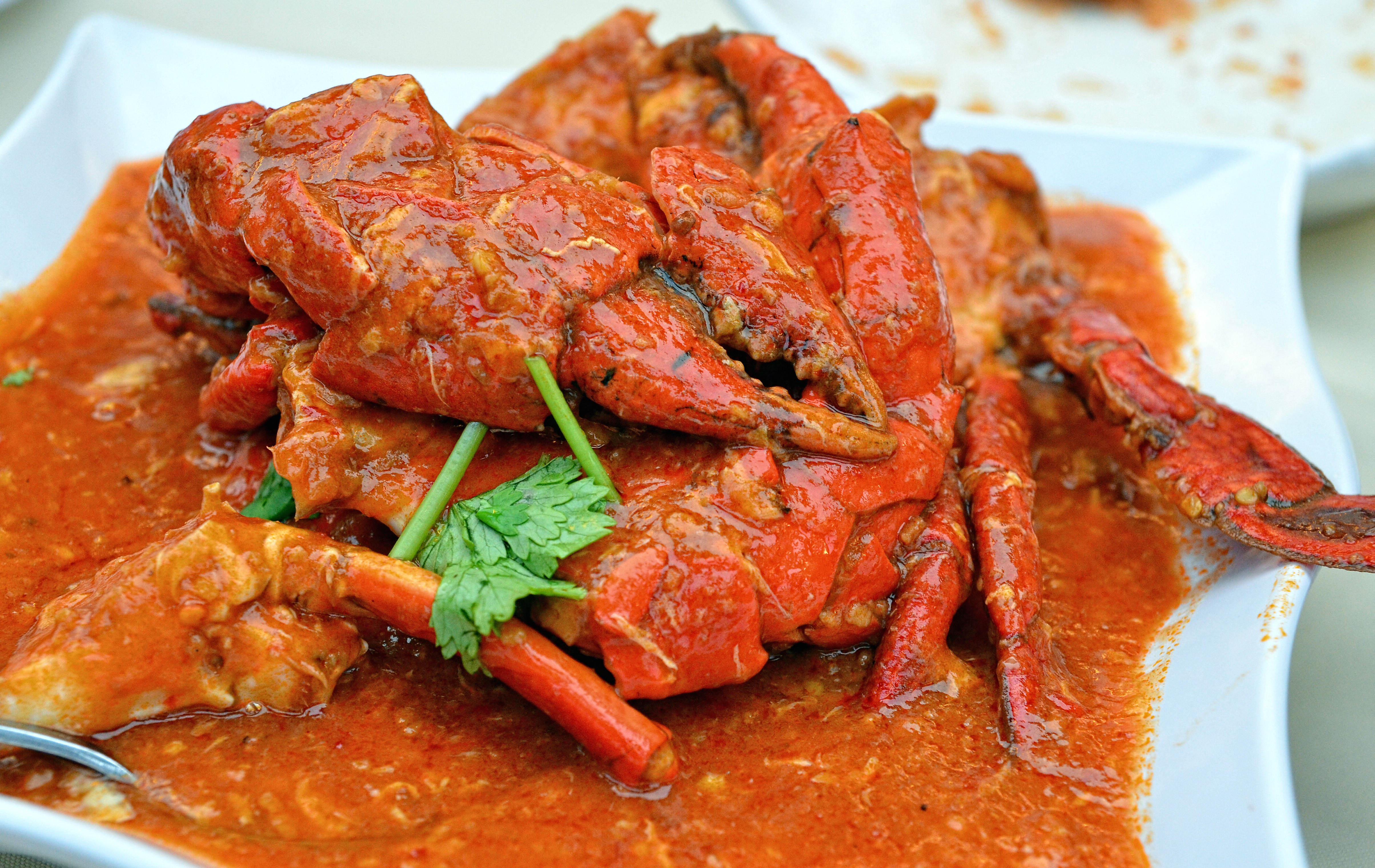 Chopped crab with chilli sauce