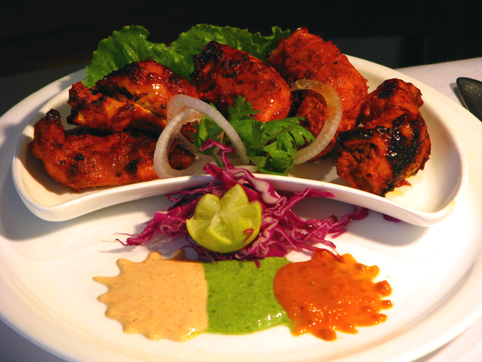 ANDREW ZIMMERN BIZARRE FOODS DELICIOUS DESTINATIONS TORONTO - Boneless Chicken Barbecue