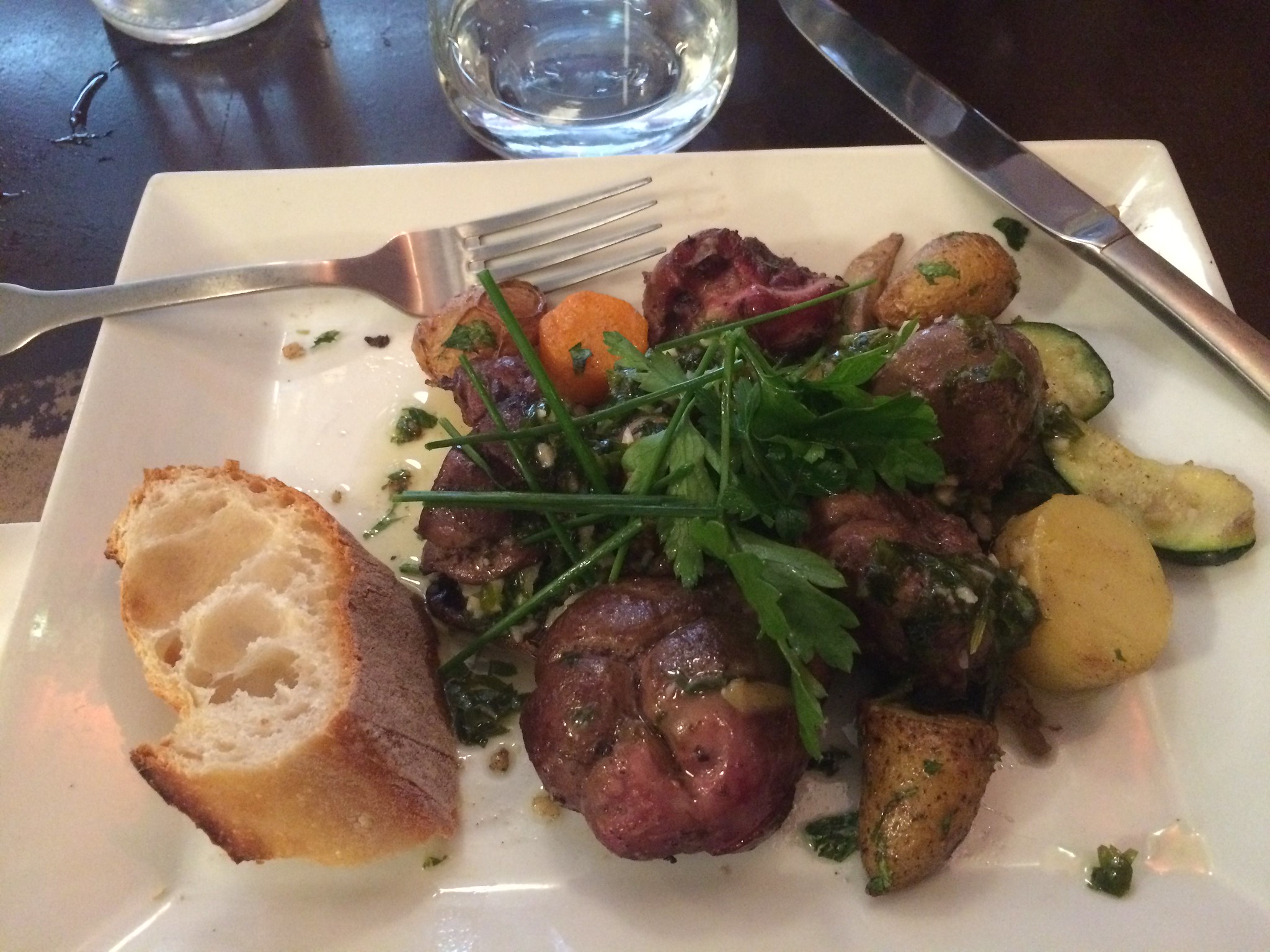 Anthony Bourdain - Paris - Rognons de Veau - photo by Paulo O under CC BY 2.0
