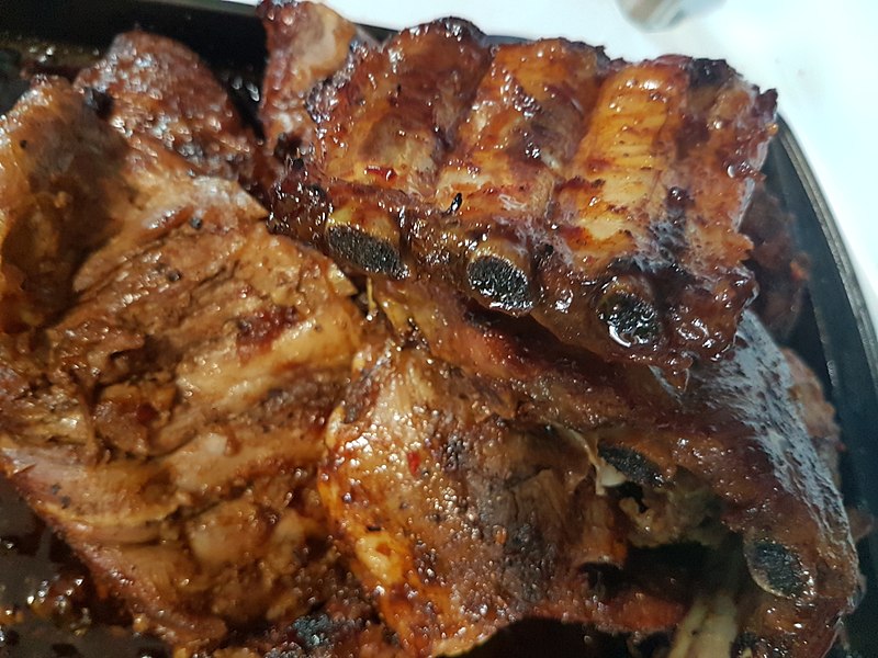 Anthony Bourdain Kansas City - Barbecued Ribs - photo by WorldwrestlingfederationVKM under CC-BY-SA-3.0