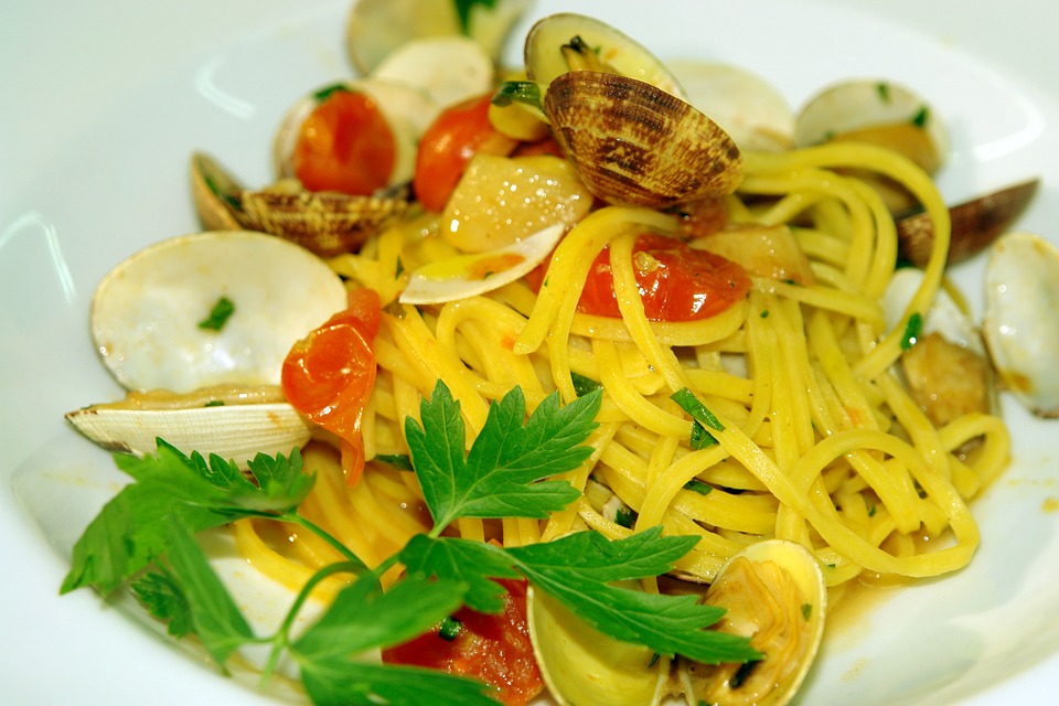 Anthony Bourdain Naples - Spaghetti al Frutti di Mare - photo par designermikele sous CC0