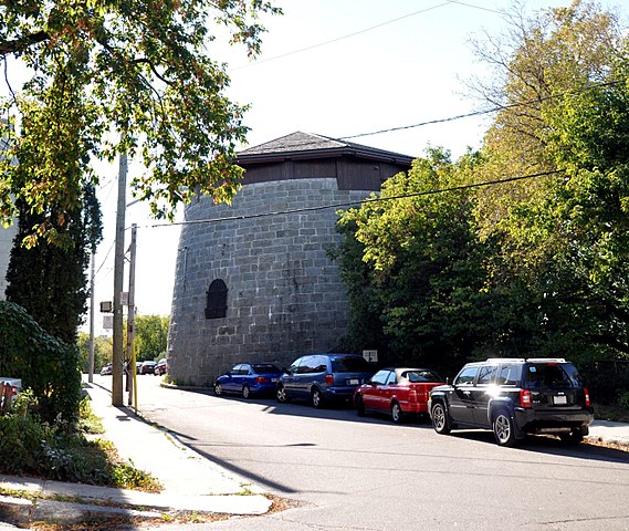 free things to do in Quebec City - Tour Martello No 4 on Rue Lavigueur - photo by François Laflamme under CC-BY-SA-3.0