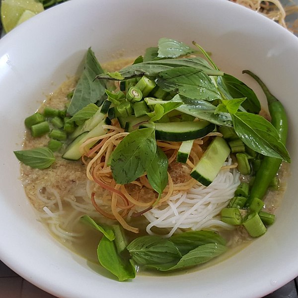Num Banh Chok - photo by Louistrinh under CC-BY-SA-4.0