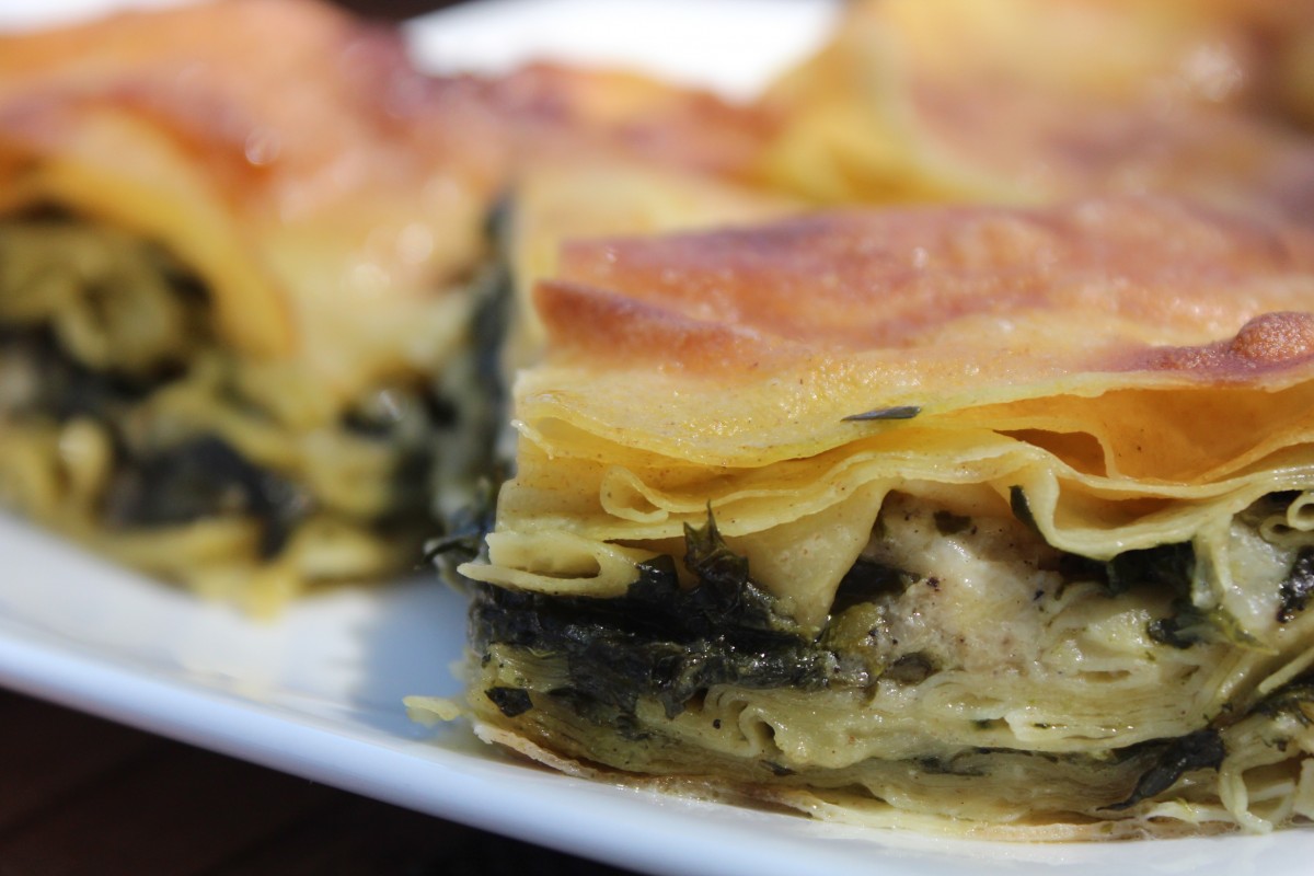 Delicious Destinations Athens - Spanakopita - photo by pxhere.com under CC0