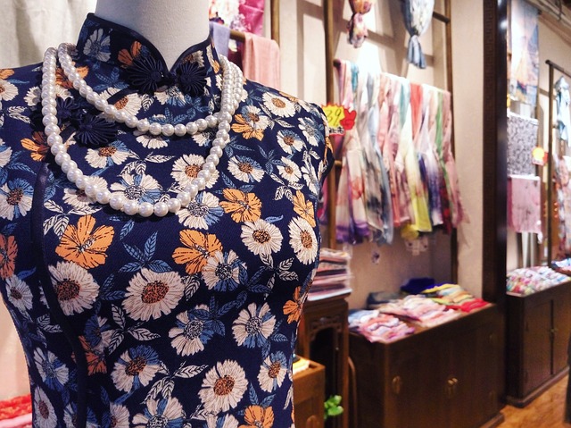 a cheongsam (also qipao) displayed in a Tianzifang shop - photo by Max Pixel under CC0 Public Domain