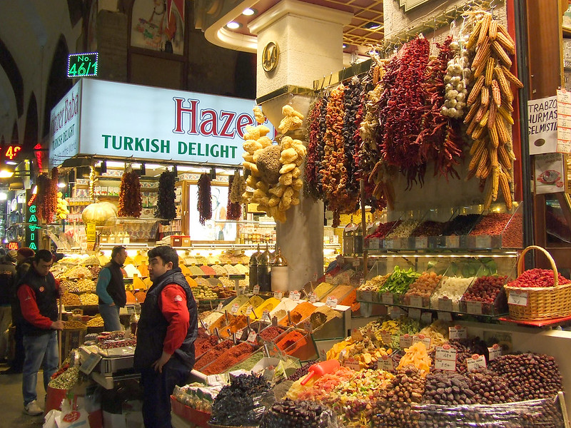 Spices at Mısır Çarşısı - photo by size4riggerboots under CC BY-ND 2.0