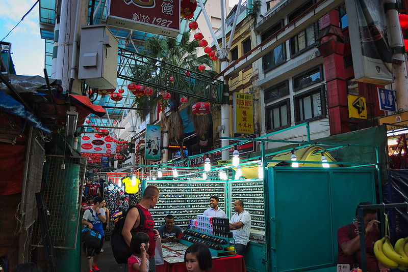 Night market on Jalan Petaling - photo by Marcin Pieluzek under CC BY 2.0