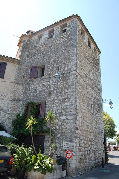 Tour de l'Esperon in Saint-Paul-de-Vence - photo by KoS under CC-BY-SA-4.0