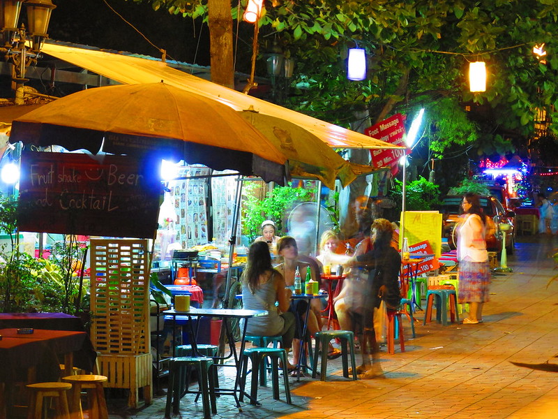 Evening stalls on Soi Rambuttri - photo by Molesworth II under CC BY-SA 2.0