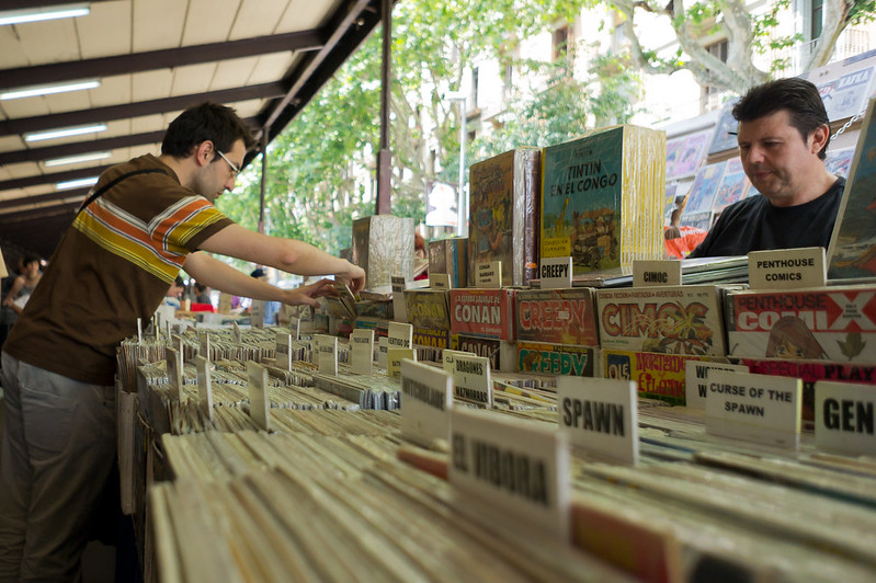 Second-hand books at Mercat de Sant Antoni - photo by joan vega under CC BY-SA 2.0
