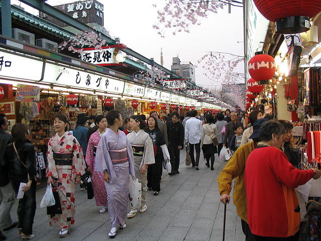 Nakamise, the shopping street that connects the Sensō-ji outer gate to the main hall - photo by Gorgo under PD-self