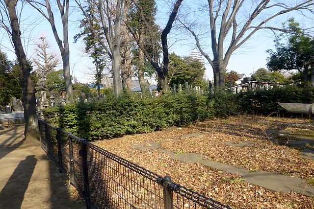 historical sites in Tokyo - base stones of the Yanaka Five-Storied Pagoda - photo by Nesnad under CC-BY-3.0