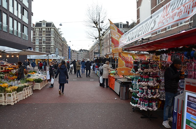 Some of the stalls at Albert Cuypmarkt - photo by Steven Lek under CC-BY-SA-4.0