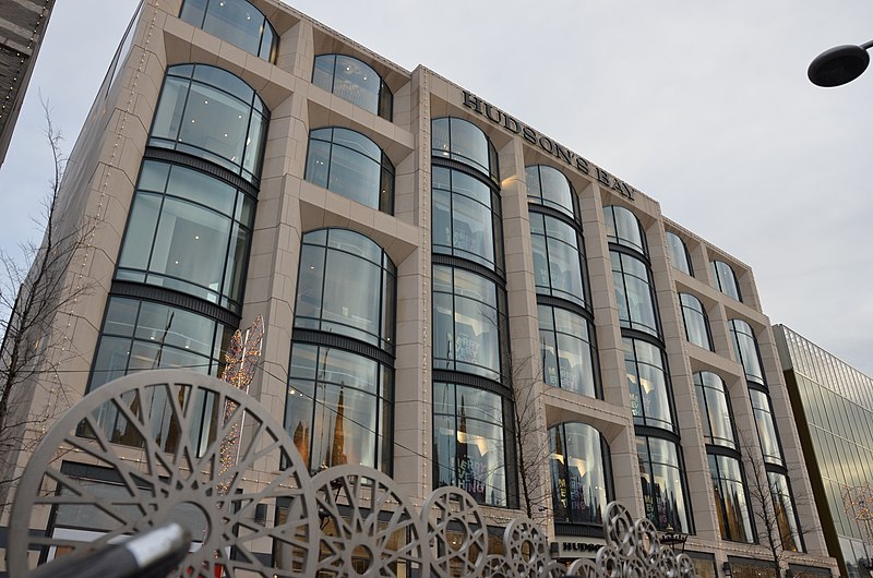 best shopping in Amsterdam - Hudson's Bay in Amsterdam - photo by Steven Lek under CC-BY-SA-4.0
