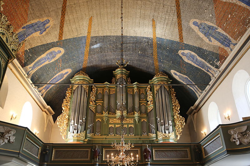 free things to do in Oslo - The organ at Oslo Domkirke - photo by Hans A. Rosbach under CC-BY-SA-3.0