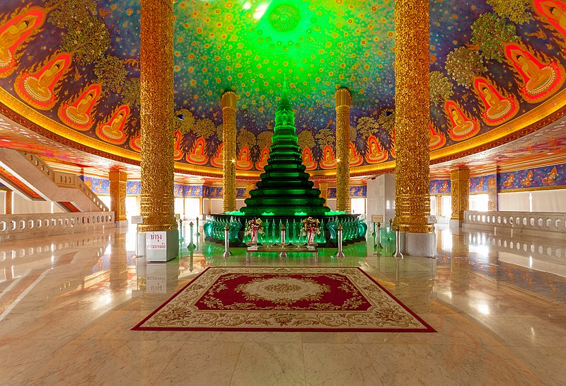 Phrarathchamongkhon Stupa of Wat Paknam Phasi Charoen - photo by Supanut Arunoprayote under CC-BY-4.0