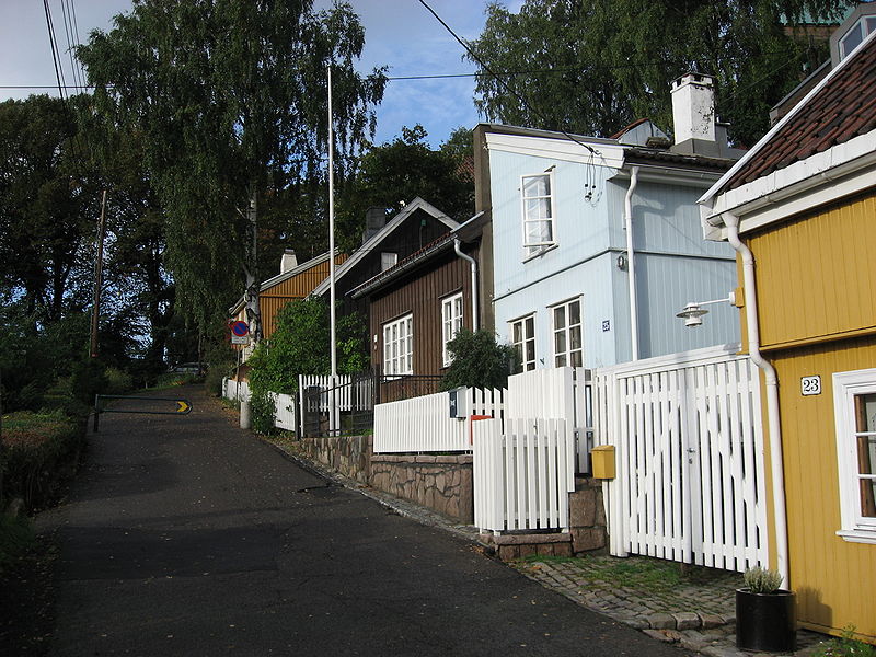Telthusbakken, a street in Oslo, Norway - photo by Hans A. Rosbach under GFDL, CC BY-SA 3.0 and CC BY 2.5