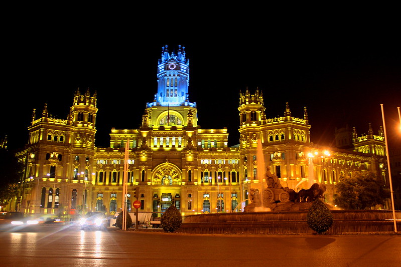historical sites in madrid - Palacio de Cibeles - photo by LARS77722 under CC BY-SA 2.0