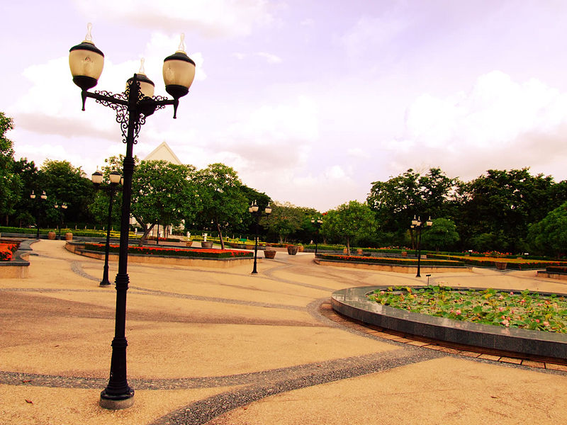 free things to do in Bangkok - Queen Sirikit Park in Bangkok, Thailand - photo by Thanyakij under PD-self