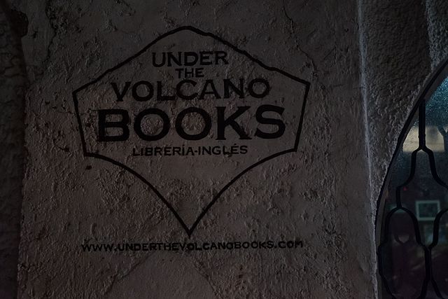 Under the Volcano Books - photo by Isa8a under CC-BY-SA-4.0
