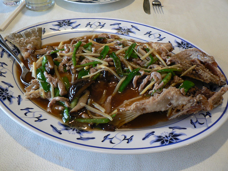 Hóng Shāo Yú (Shanghai-style Whole Fish) - photo by stu_spivack under CC BY-SA 2.0