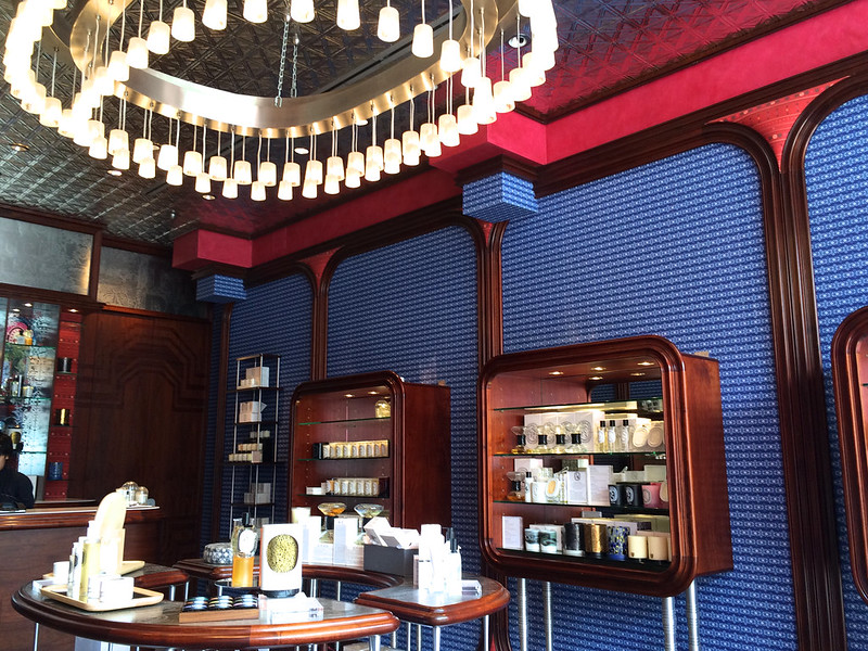diptyque luxury fragrance boutique - photo by Lou Stejskal under CC BY 2.0