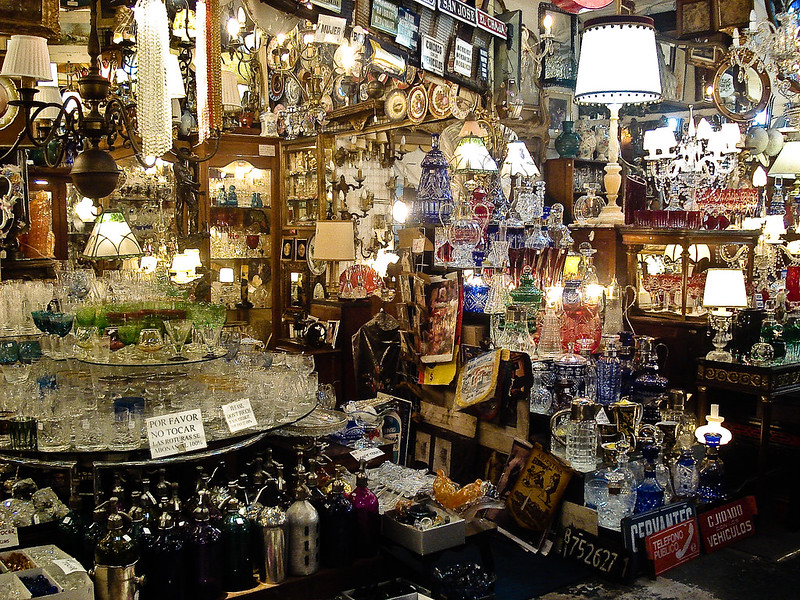 Inside a shop in Feria de San Telmo at Plaza Dorrego - photo by Denise Mayumi under CC BY 2.0