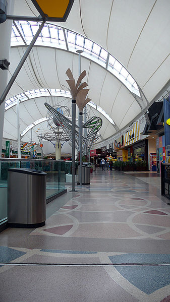 best shopping in Madrid - Inside Madrid Xanadú - photo by FDV under CC-BY-SA-2.5