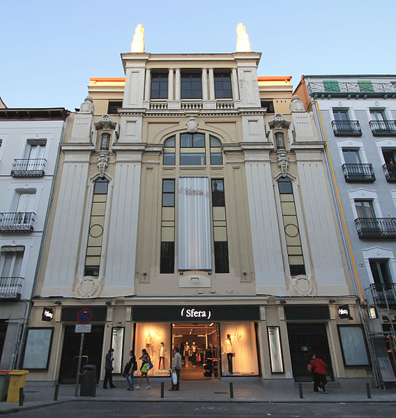 Sfera on Calle de Fuencarral - photo by Luis García (Zaqarbal) under GFDL and CC-BY-SA-3.0-ES