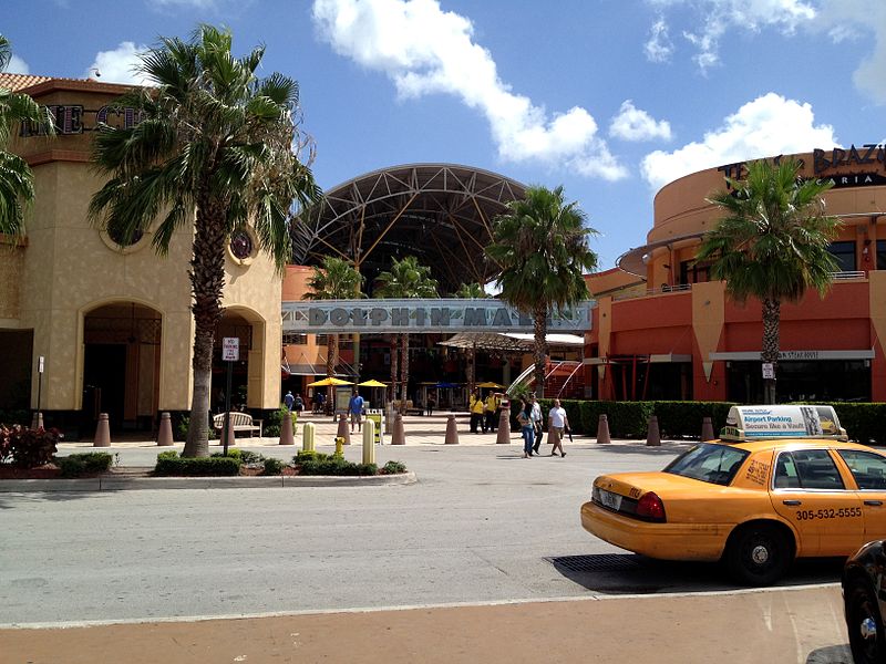 best shopping in Miami - Dolphin Mall in Miami - photo by Bobak Ha'Eri under CC-BY-3.0