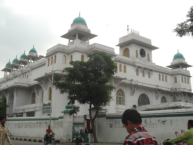 Aza Khane Zehra - photo by Bhaskaranaidu under GFDL and CC-BY-SA-4.0