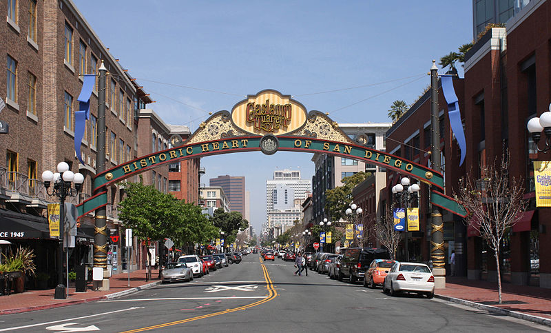 best shopping in San Diego - Gaslamp Quarter sign on 5th Avenue in San Diego - photo by Bernard Gagnon under CC-BY-SA-3.0 and GFDL