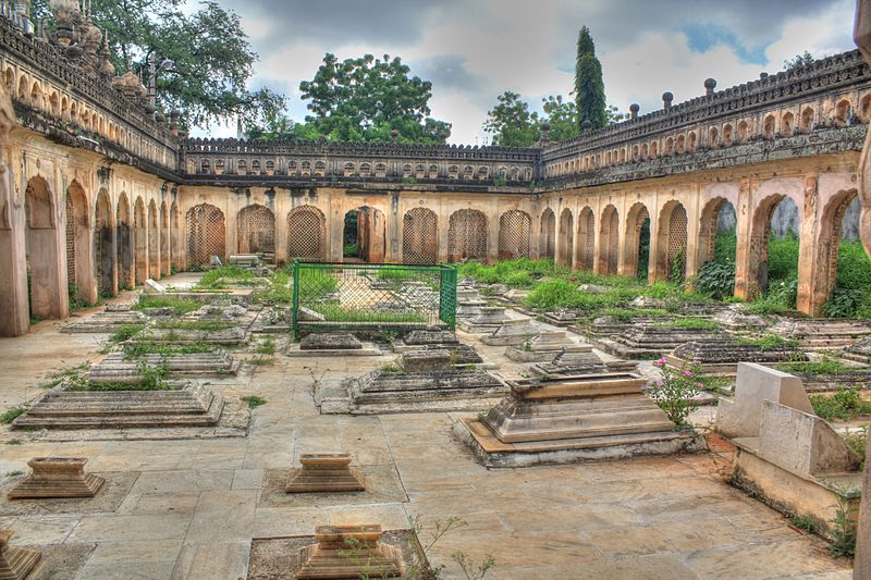 Maqhbara Shams al-Umara (Paigah Tombs) - photo by Arvind Ramachander under CC-BY-SA-3.0
