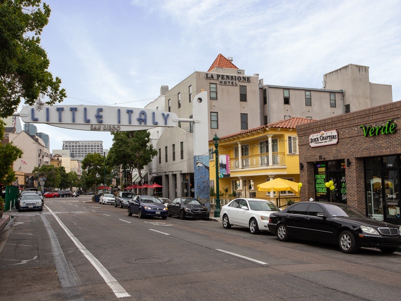 best shopping in San Diego - Little Italy in San Diego - photo by Zachary Sawchuk from Pexels under Pexels License