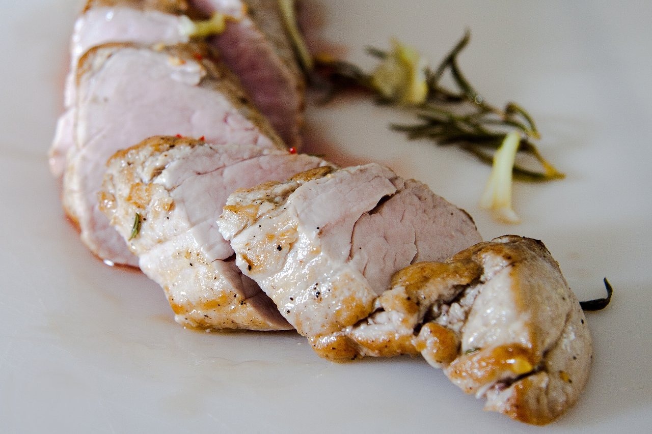 Pan-seared Pork Loin - photo by Lebensmittelfotos under Pixabay License