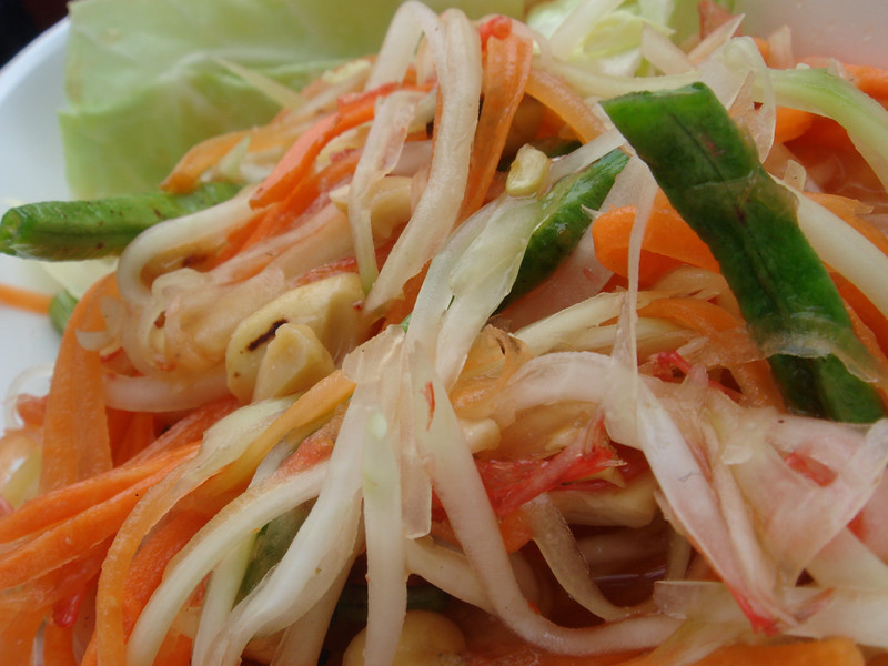 Anthony Bourdain Thailand - Som Tum - photo by Ken FUNAKOSHI under CC BY-SA 2.0