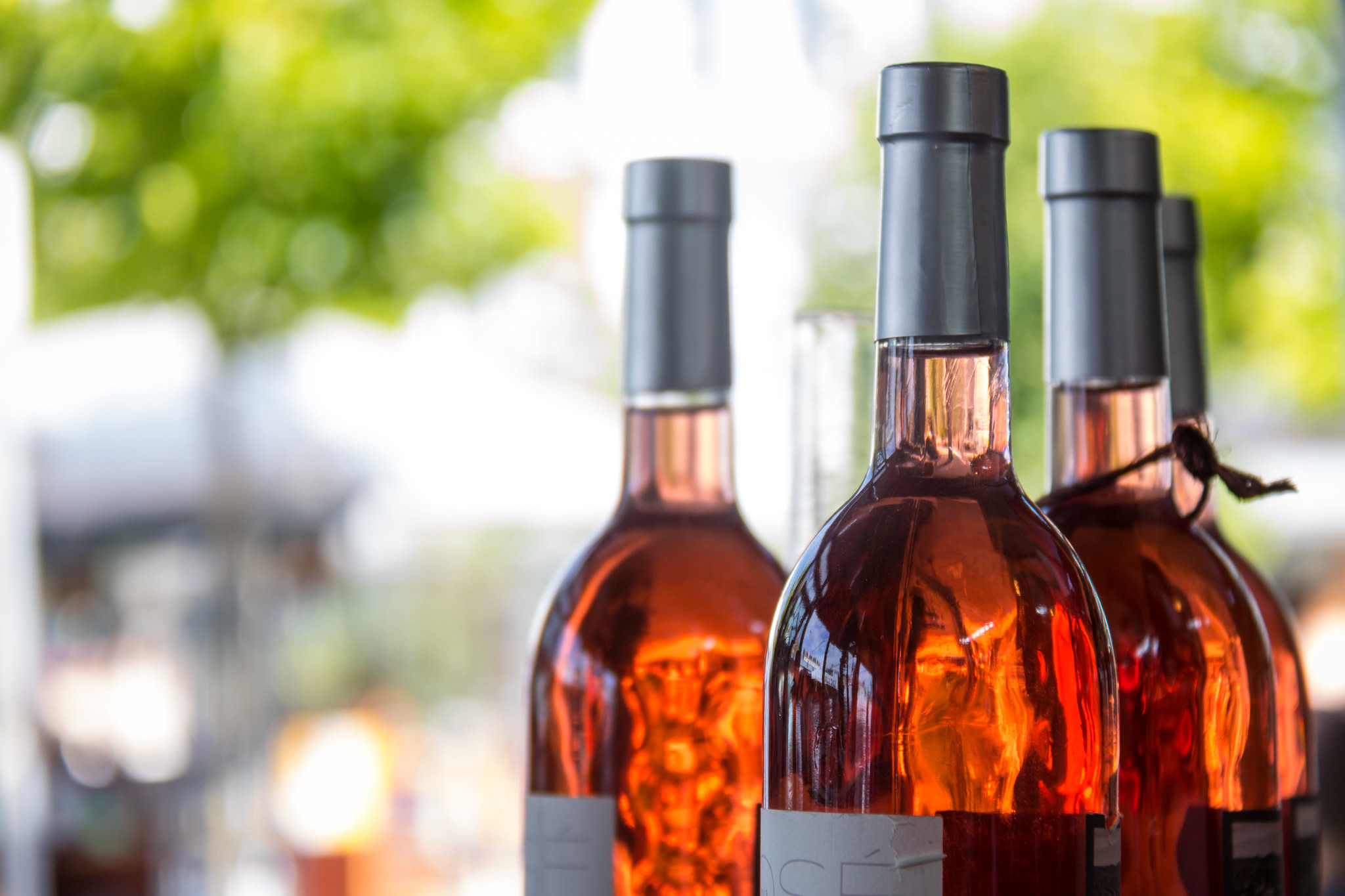 The Layover Paris - Vin Rosé - photo de Susanne Nilsson sous CC BY-SA 2.0