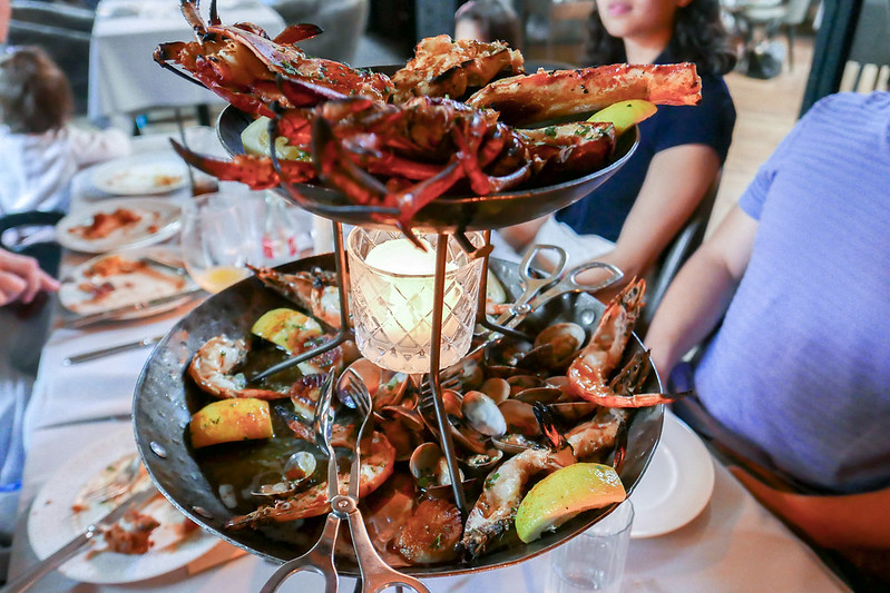 Anthony Bourdain Terre-Neuve - Tour de Fruits de Mer - photo de Lou Stejskal sous CC BY 2.0