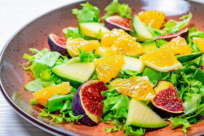 Anthony Bourdain Tbilisi - Salad of lettuce, oranges, figs and mango - photo by Marco Verch under CC BY 2.0