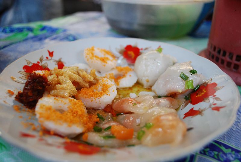 Bánh Bèo, Bánh Bột Lọc and Bánh It - photo by Alpha under CC-BY-SA-2.0